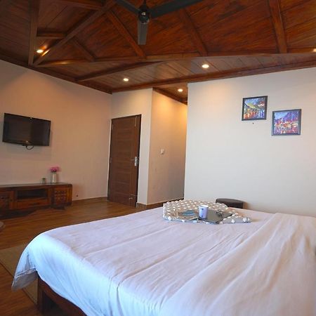 Saffronstays Zephyr Nainital Esterno foto